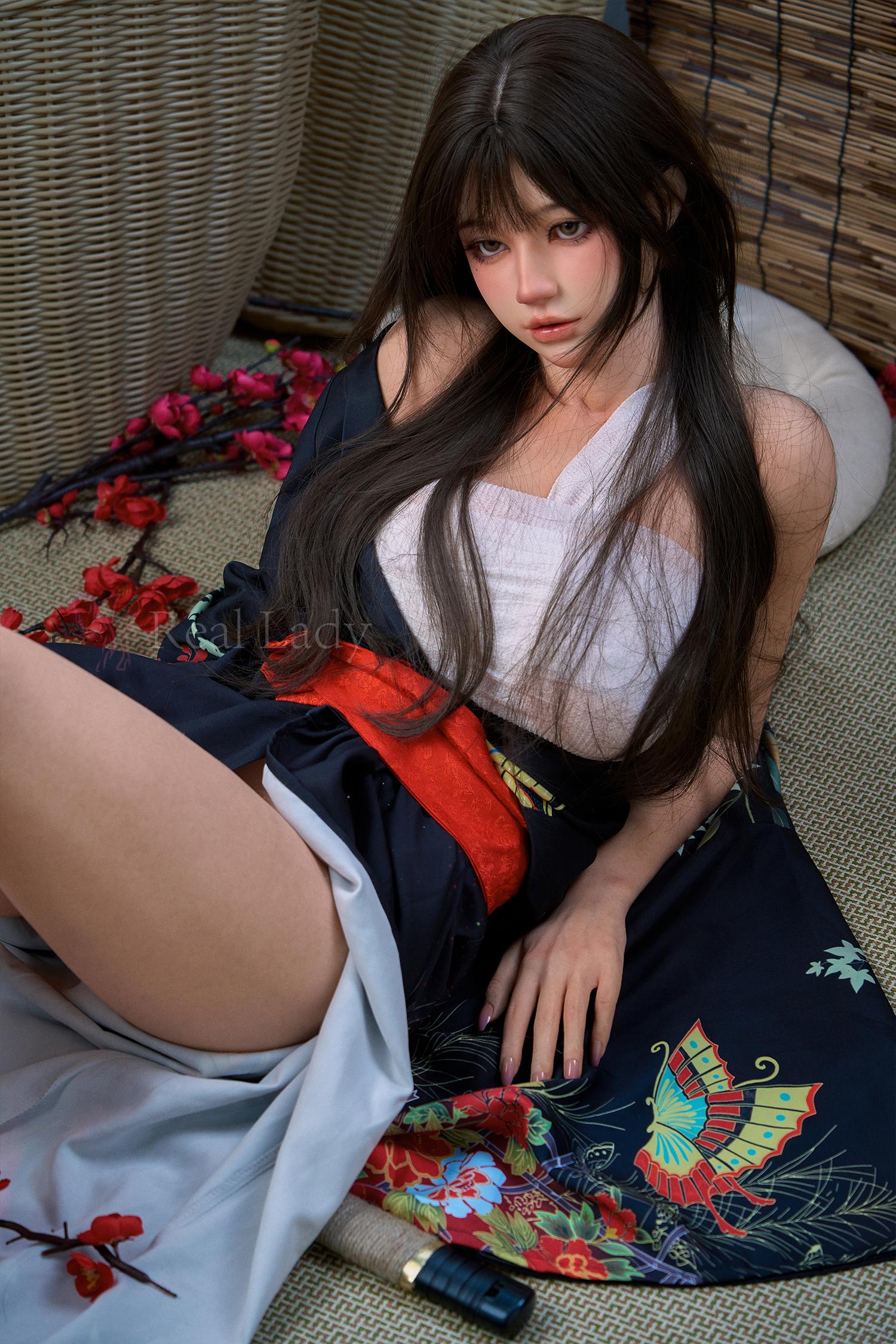 T4 Evie — photo 3