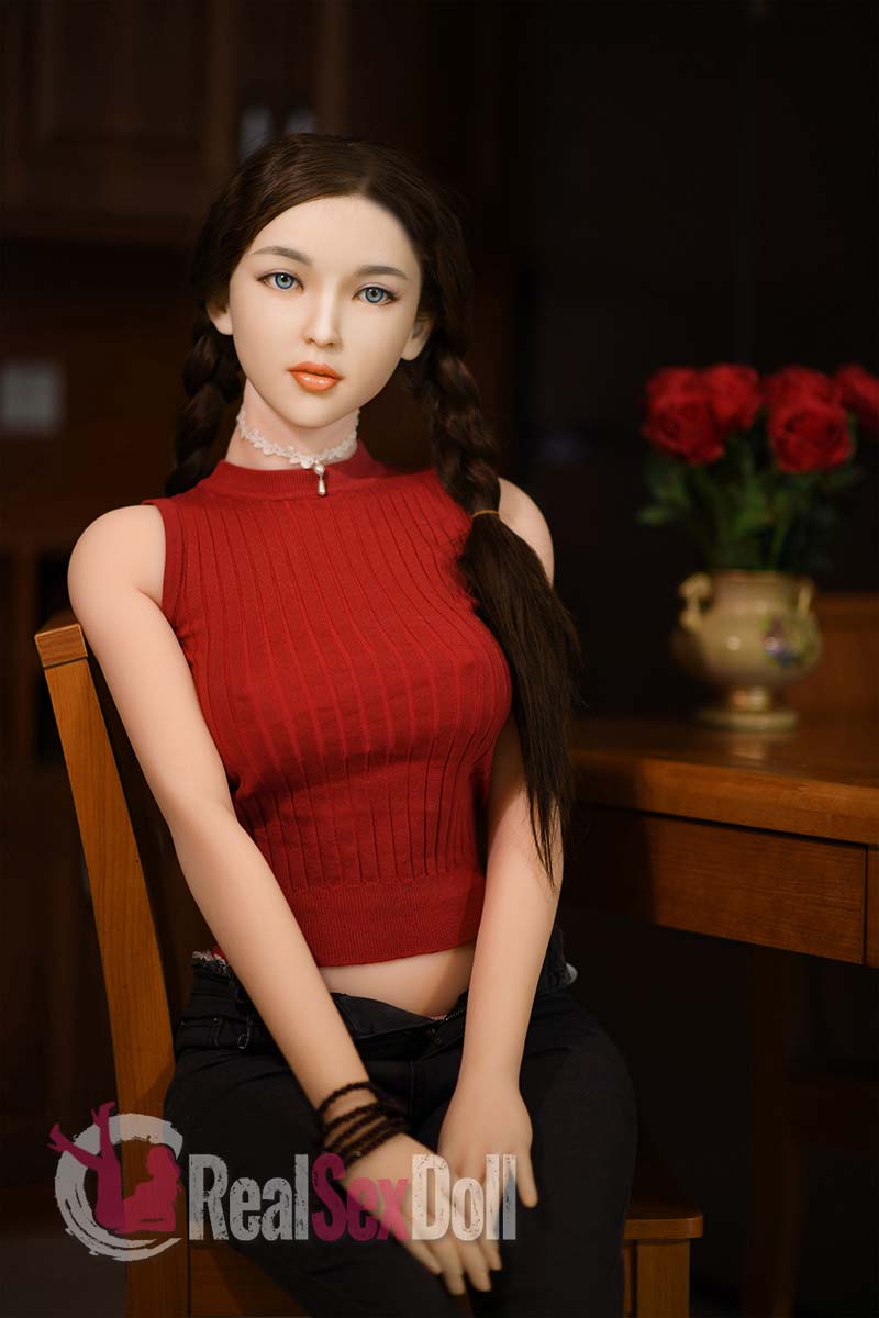 6YE Makayla sex doll