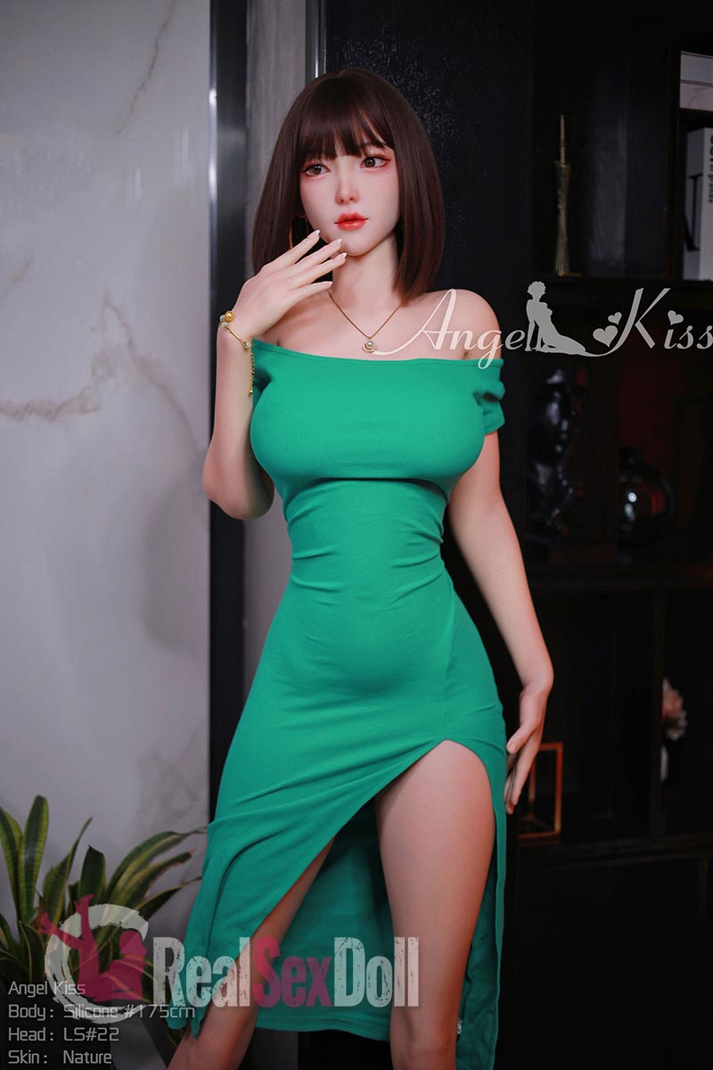 175cm Silicone E-Cup Doll — photo 2