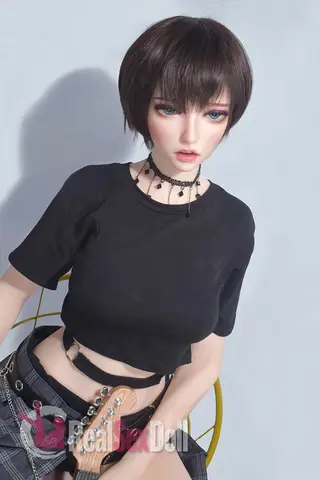 ElsaBabe Kaoru sex doll