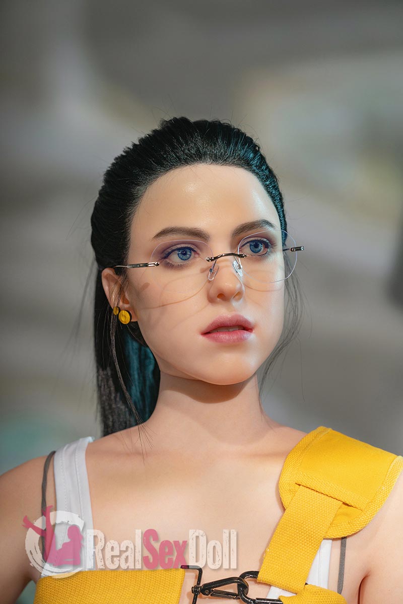 168cm Silicone E-Cup Doll — photo 3
