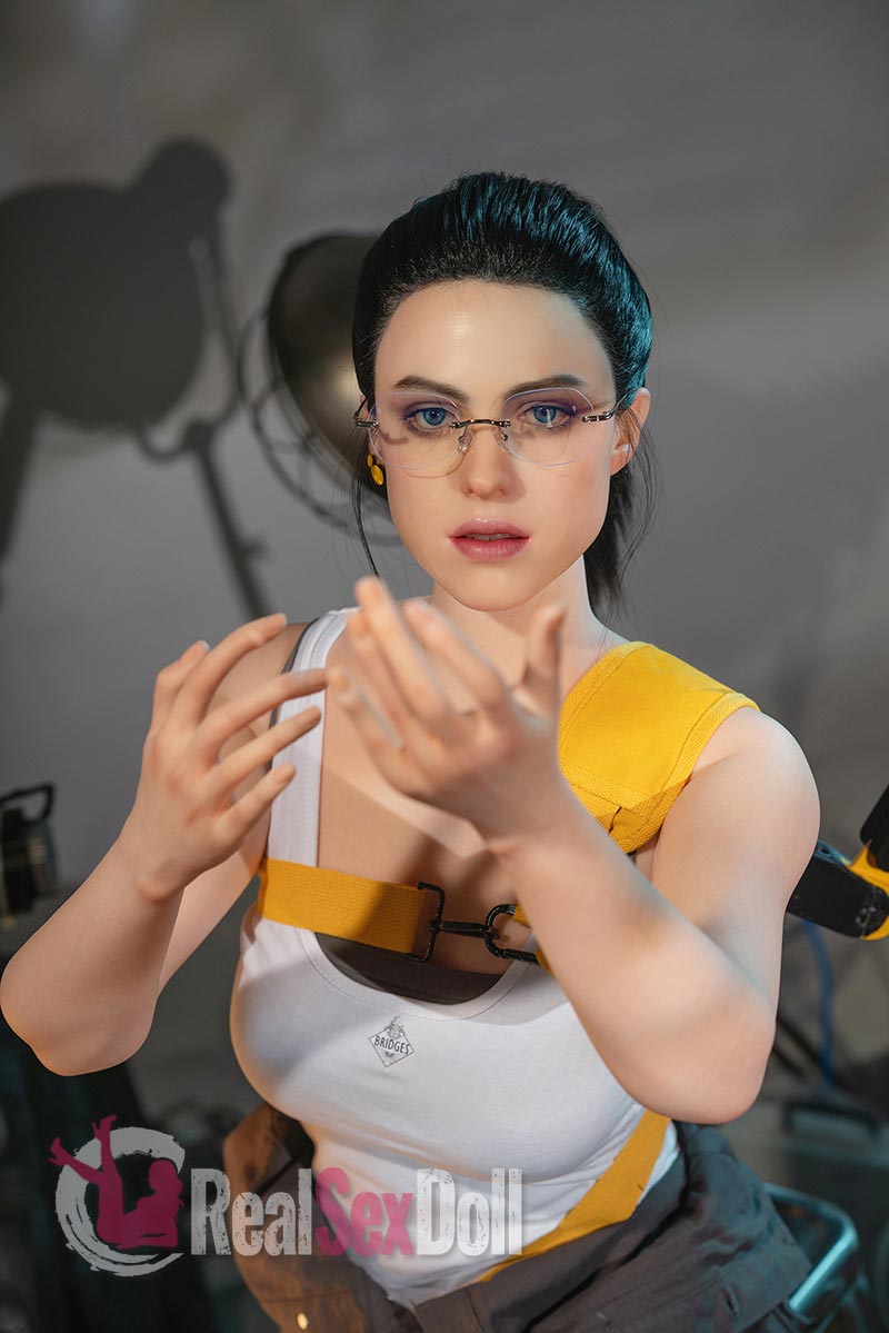 168cm Silicone E-Cup Doll — photo 4