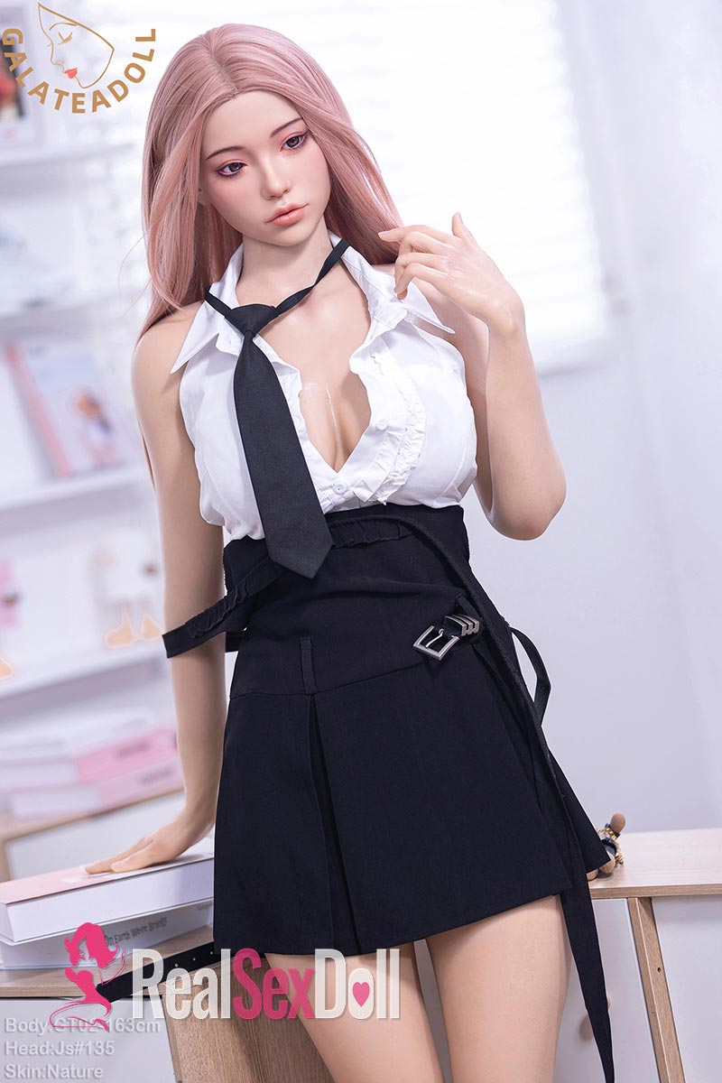 163cm Silicone Doll — photo 4