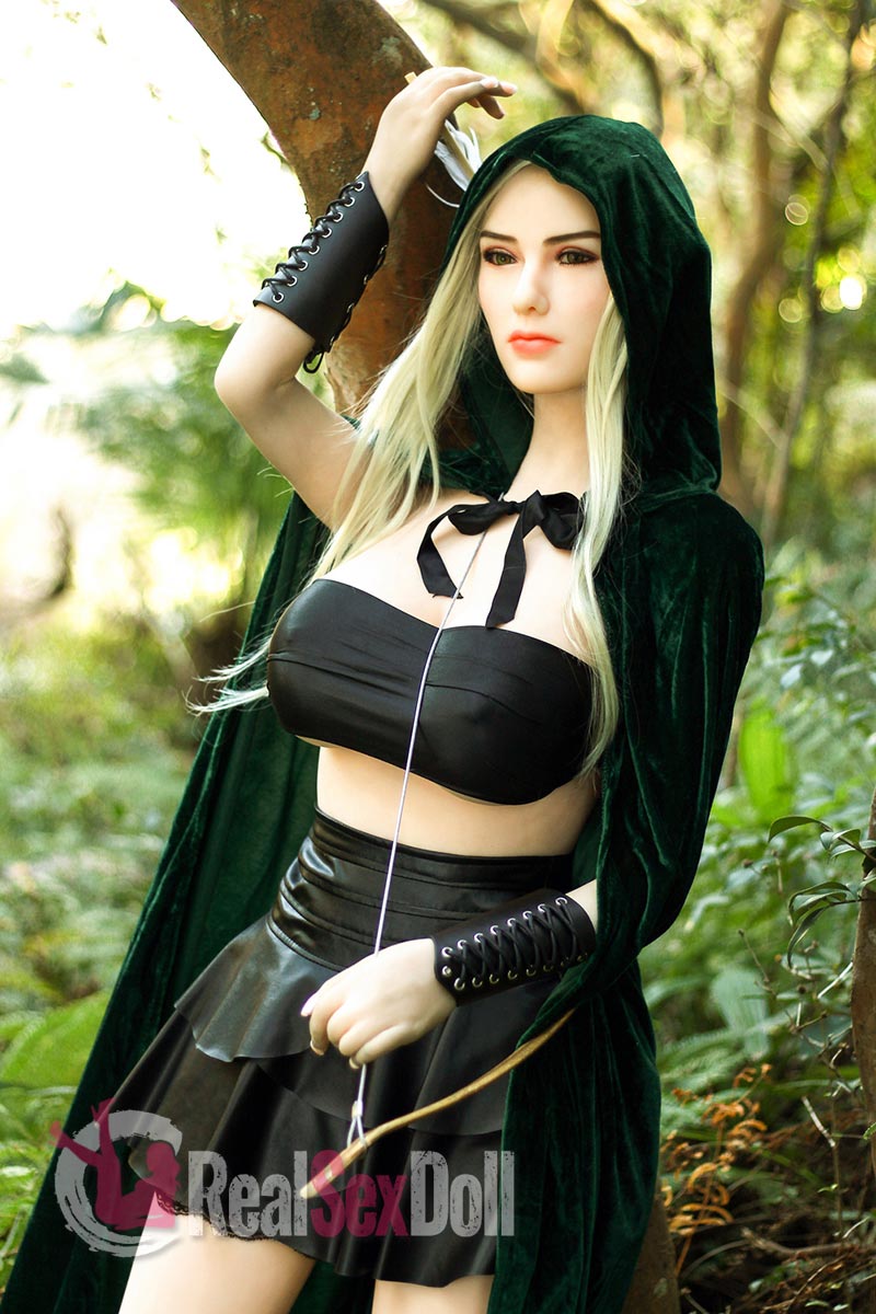 Enchantress — photo 3