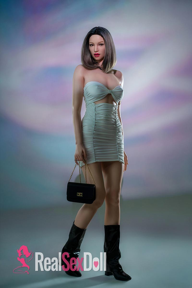 Jennifer — photo 5