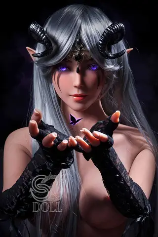 SE Doll Carry sex doll