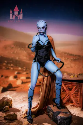 Dolls Castle DeQuincey sex doll