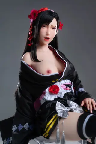 Game Lady Tifa sex doll