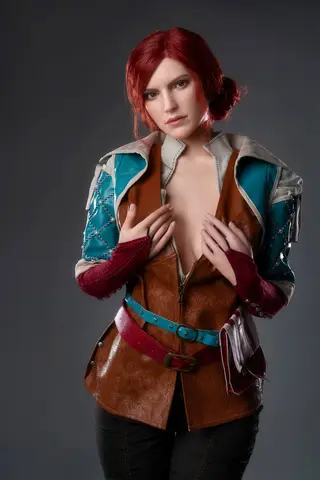 Game Lady Triss sex doll