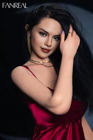 Fanreal Maira sex doll
