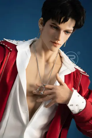Realing Micah sex doll