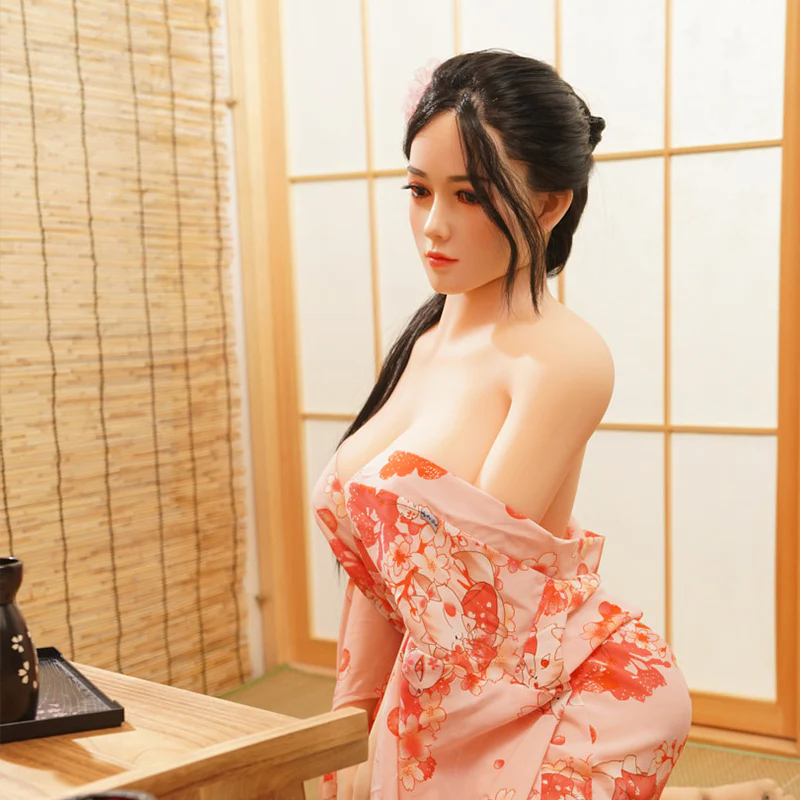 Yukina — photo 4