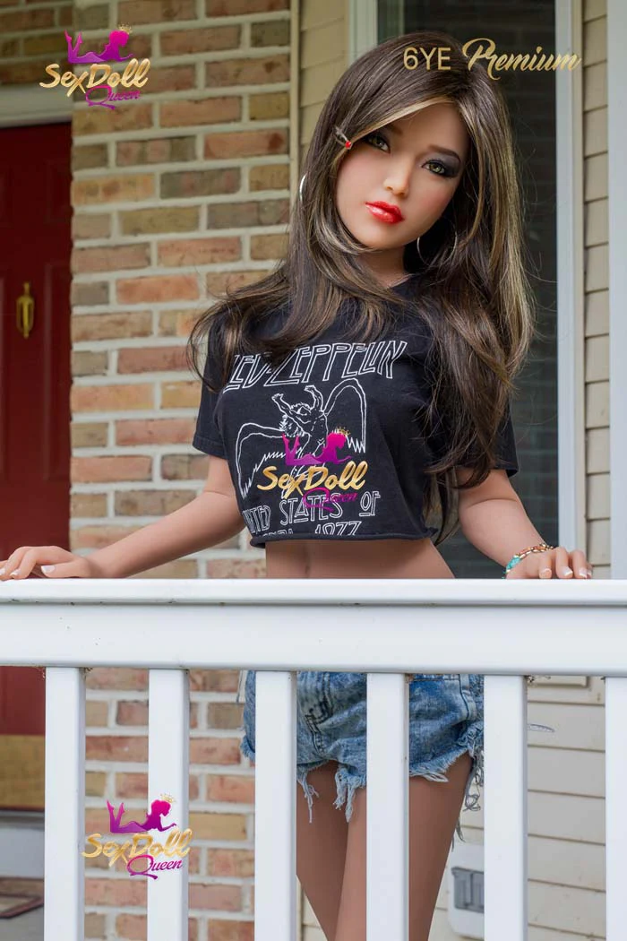 6YE Annalee sex doll