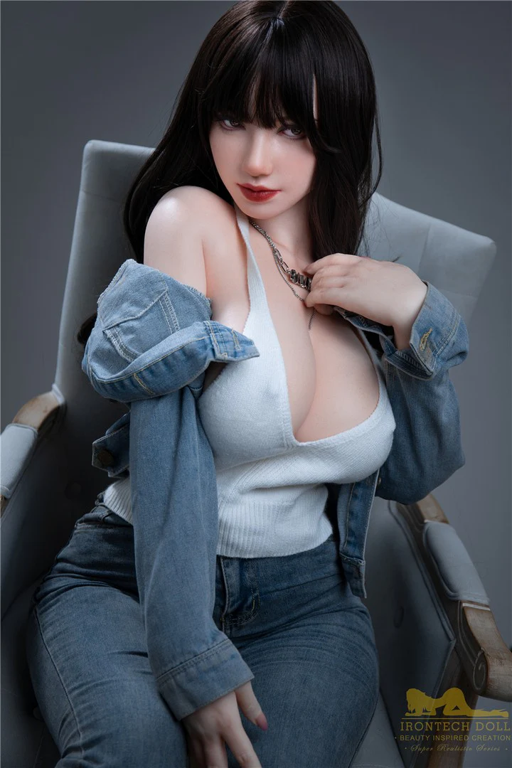 165cm Silicone F-Cup Doll — photo 3
