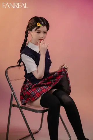 Fanreal 153cm Silicone B-Cup Doll sex doll