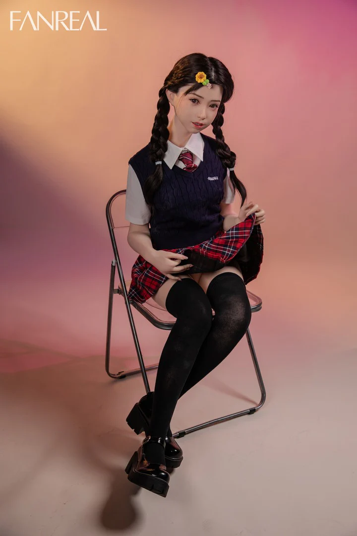 153cm Silicone B-Cup Doll — photo 2