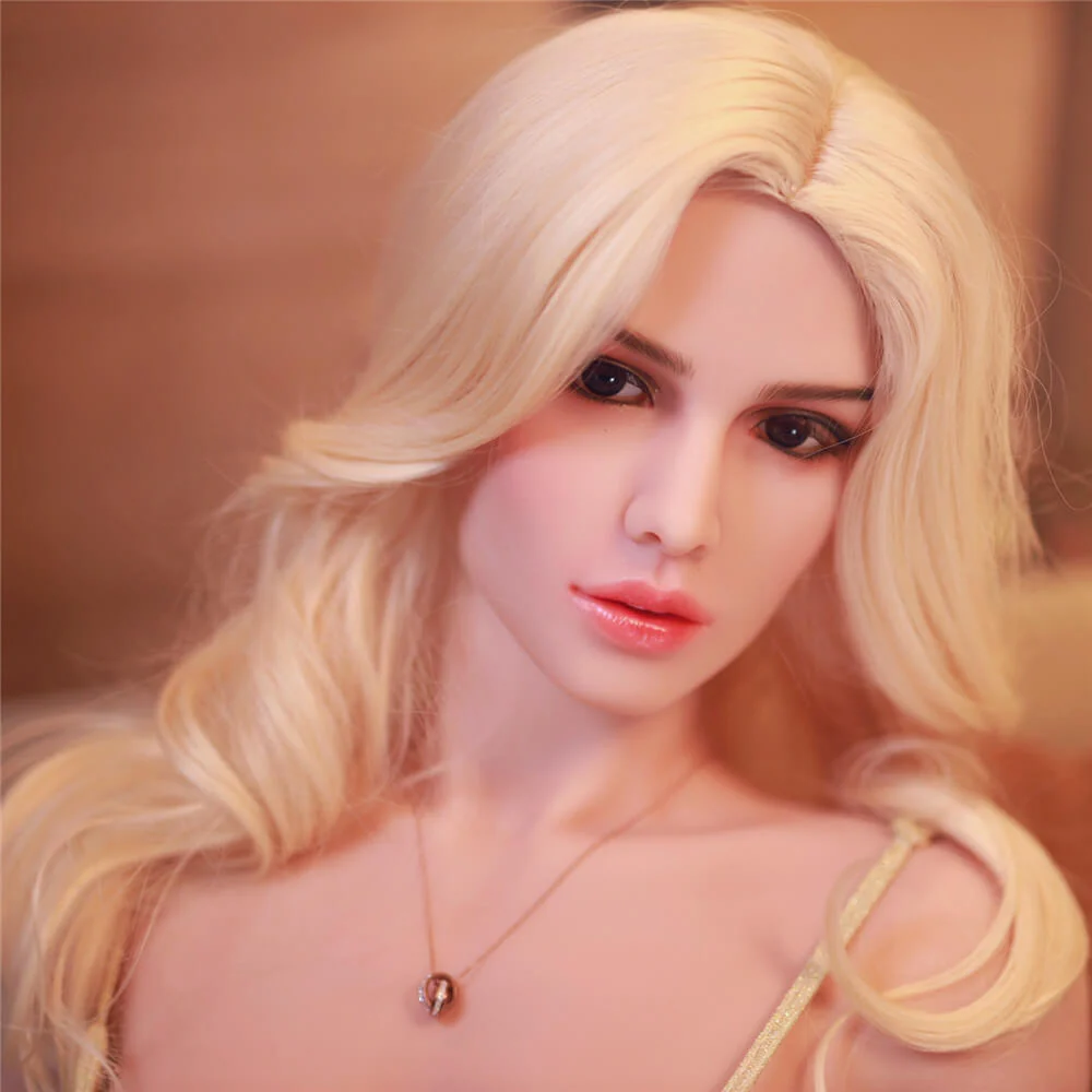 Camille — photo 2
