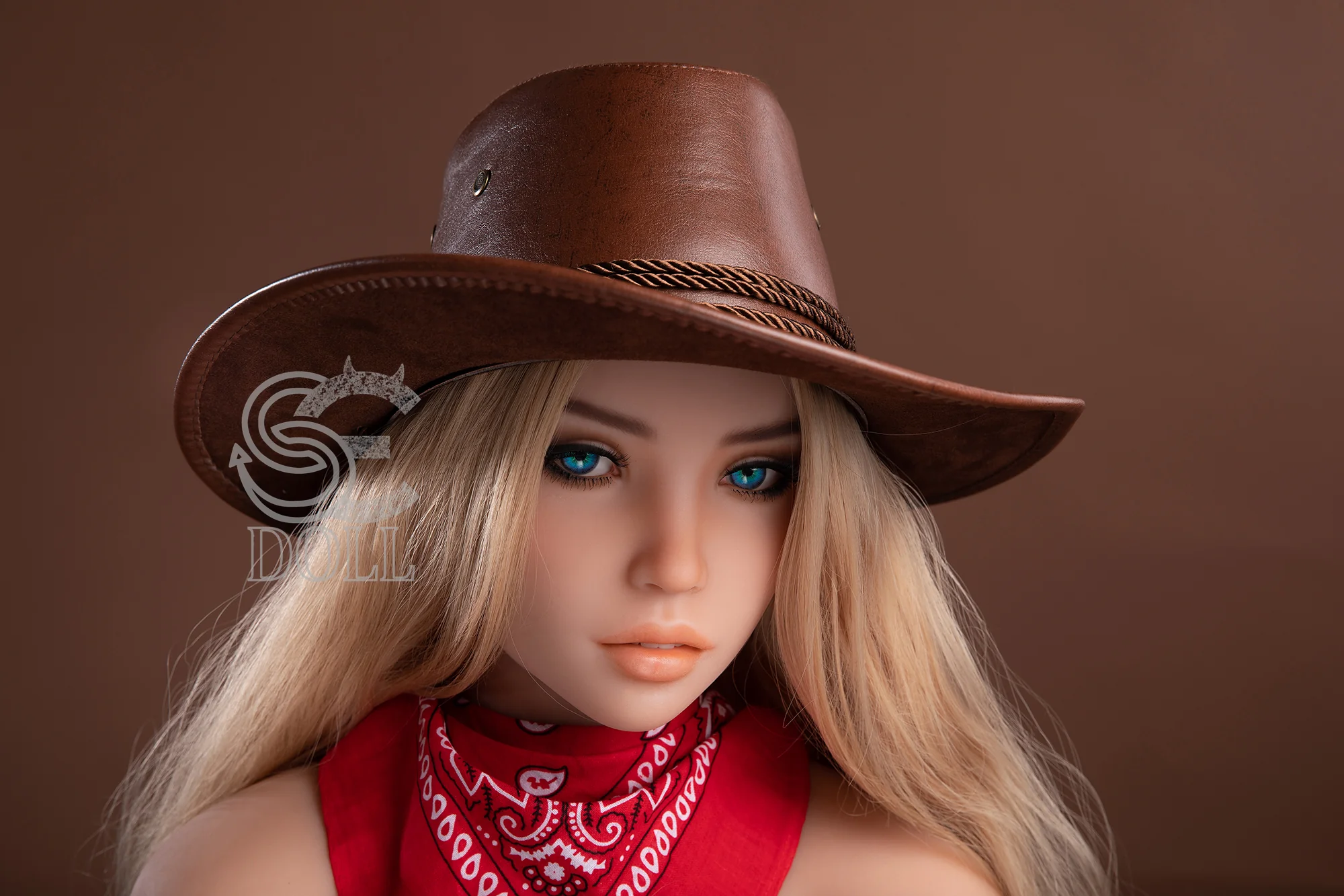 Caroline — photo 2