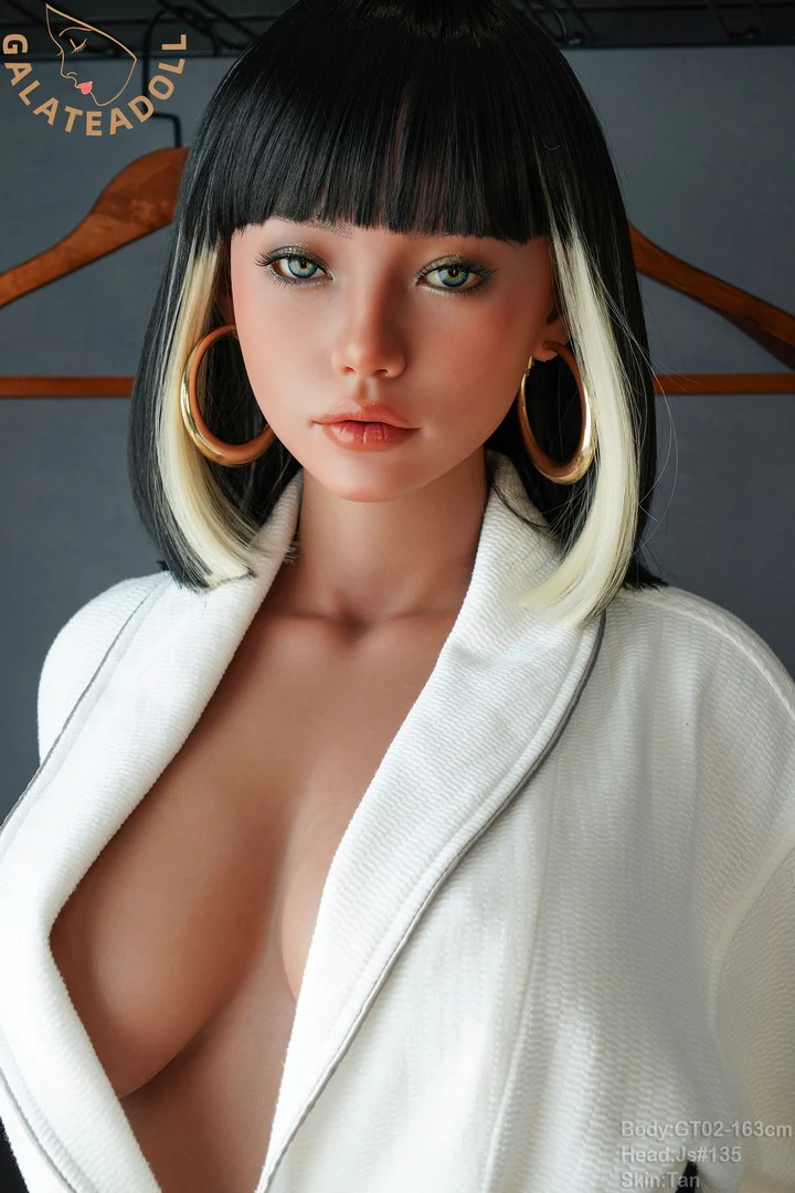 163cm Silicone E-Cup Doll — photo 3
