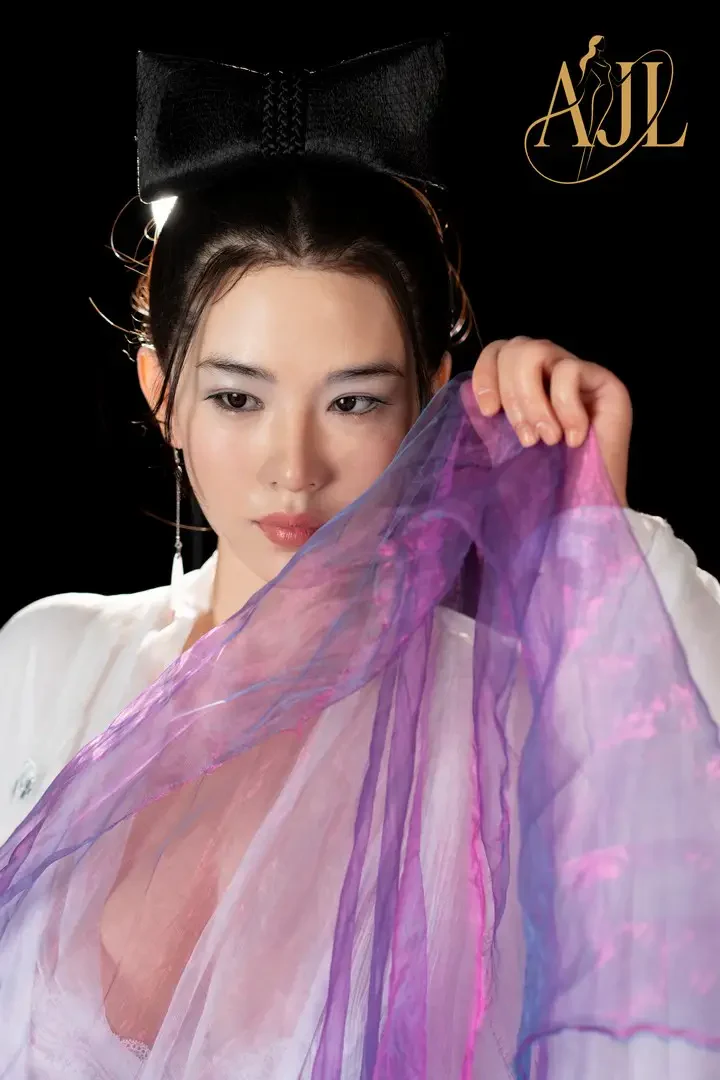 Jia — photo 3