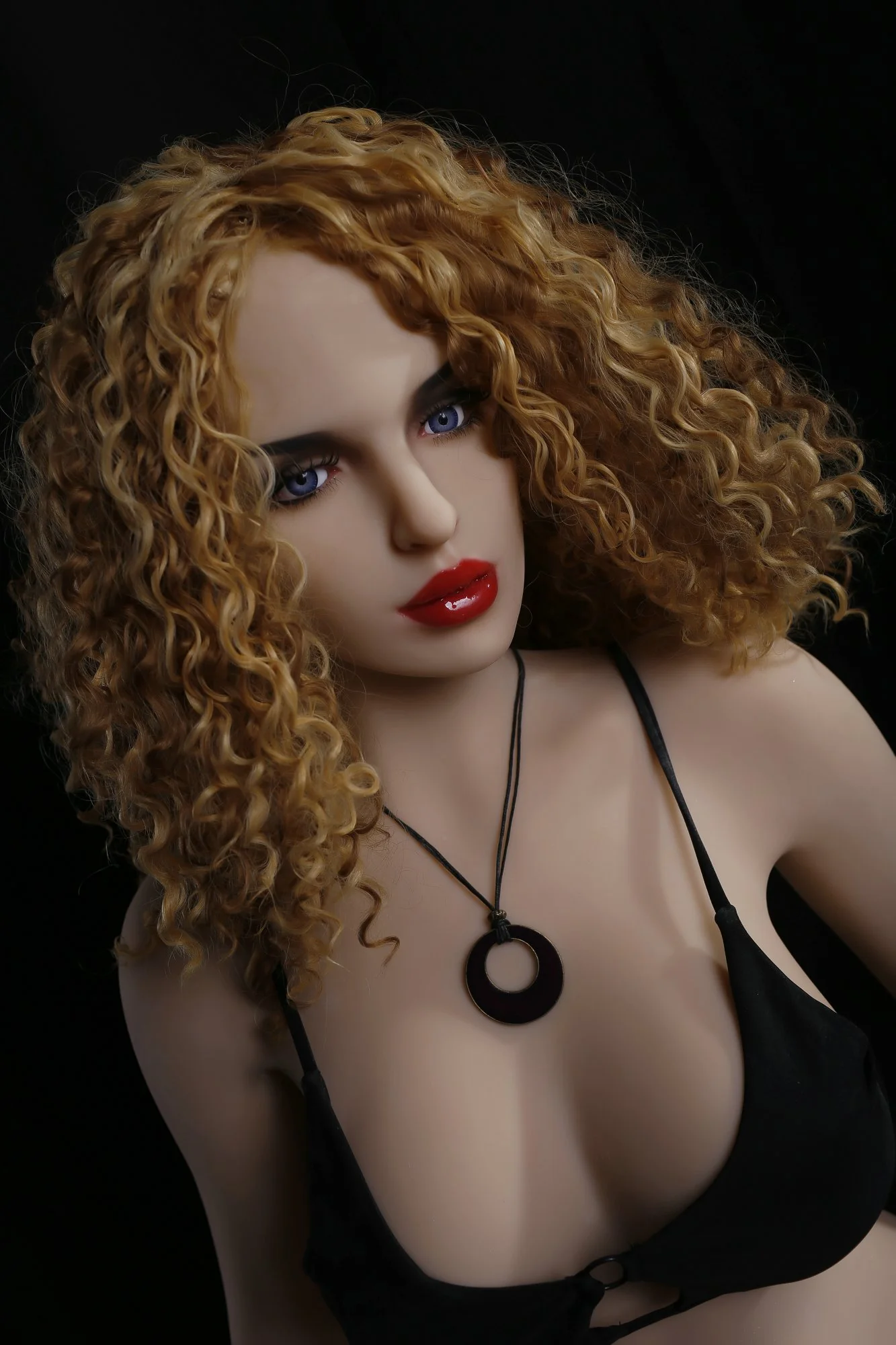 Julia — photo 6
