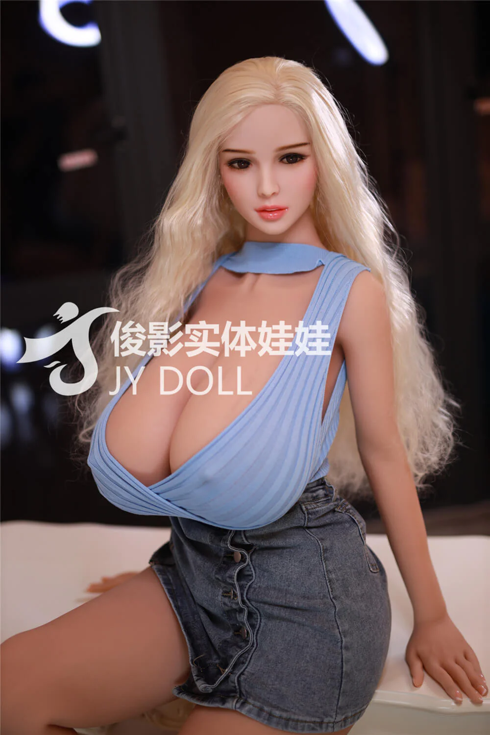 Megan — photo 3