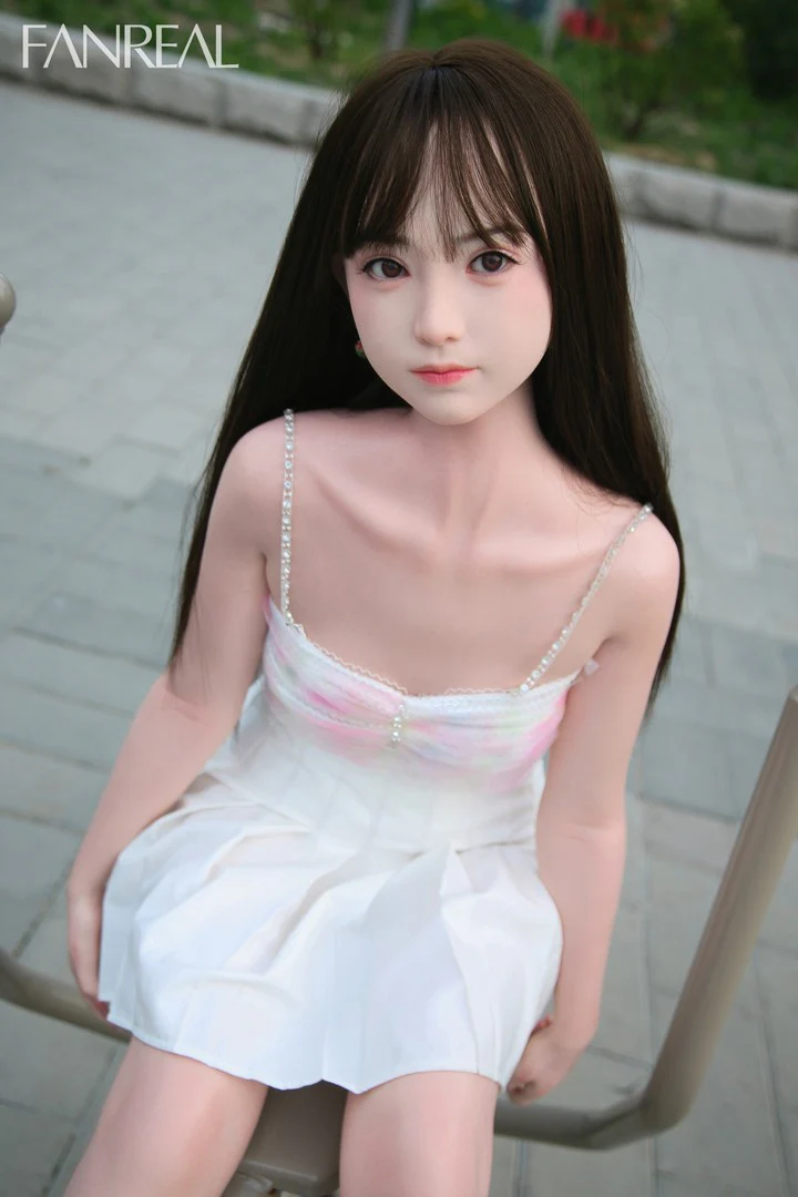 153cm Silicone B-Cup Doll — photo 3