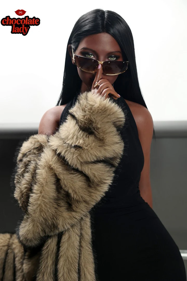 Naomi — photo 2