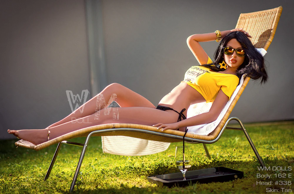 Tiffany — photo 3
