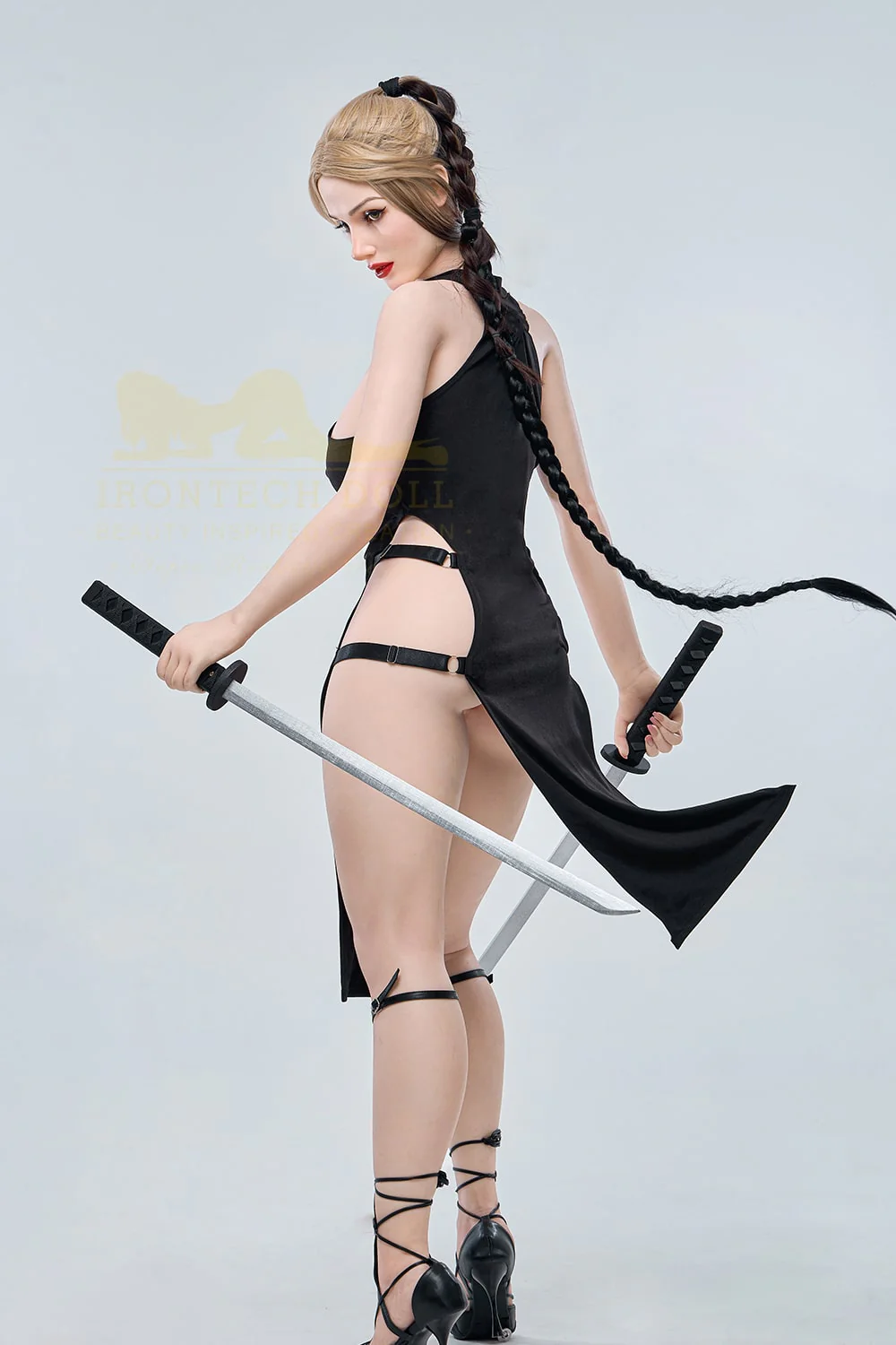 Uma — photo 2